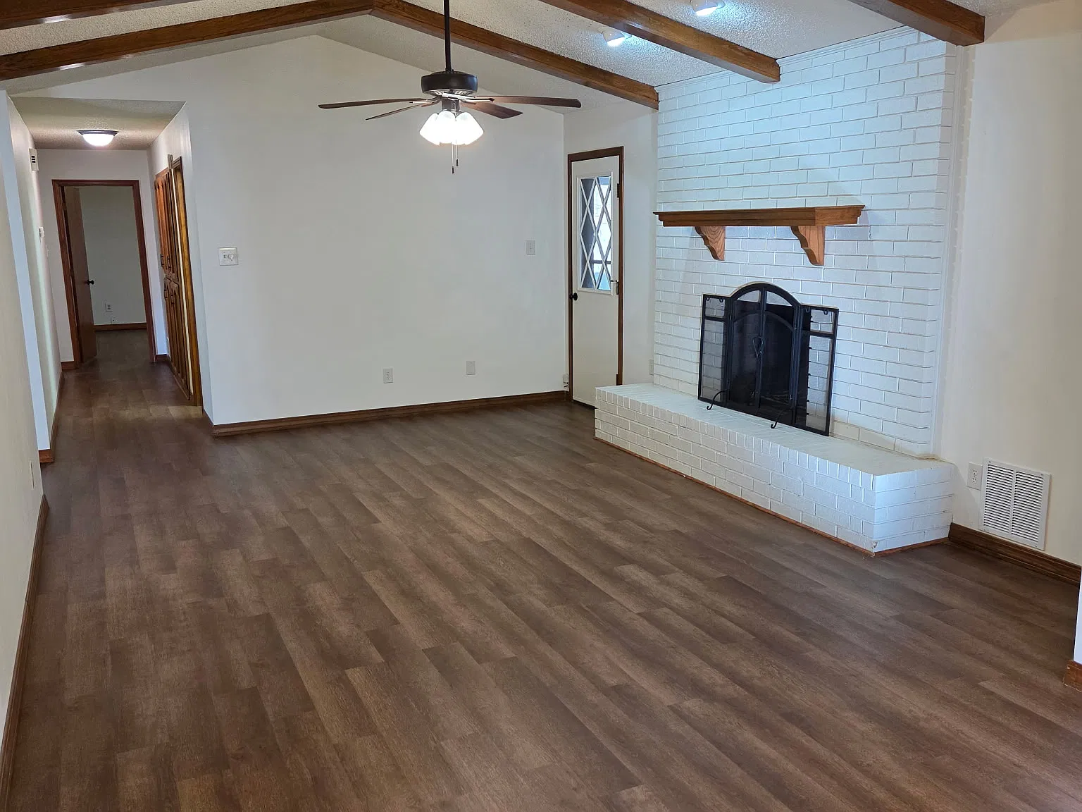 3 bed, 1584 sqft, $1,650 — Photo 2