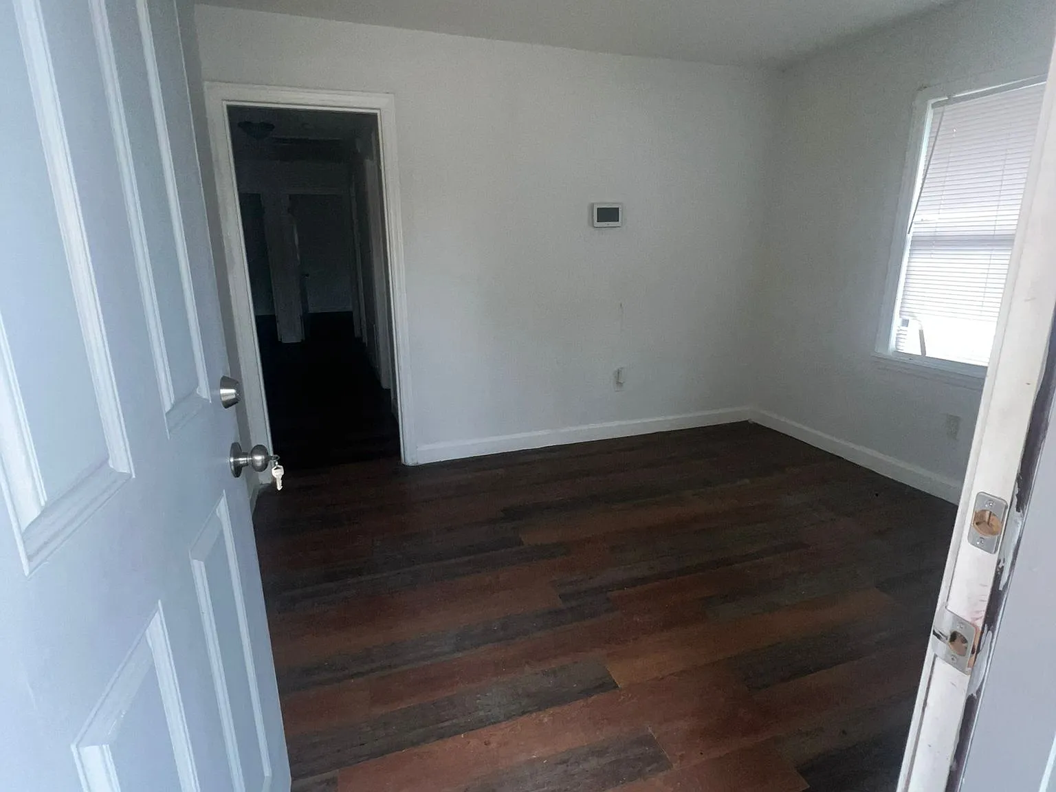 Four Bedroom House in Memphis — Photo 3