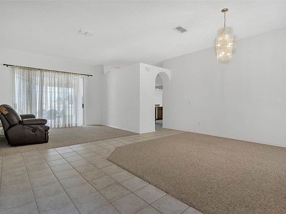 3rd image of 7841 Belvoir Dr