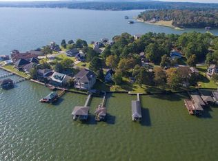 61 Harbour Ln, Coldspring, TX 77331