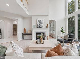 18415 Rim Rock Cir, Leesburg, VA 20176