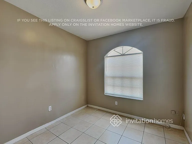 16960 SW 141st Ave — Photo 15