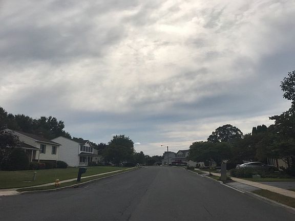 4th image of 2230 Canterbury Dr