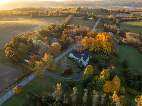 1999 Grand Pre Rd, Kings, NS B0P 1M0