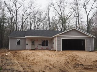 163 N Green Creek Rd, Muskegon, MI 49445