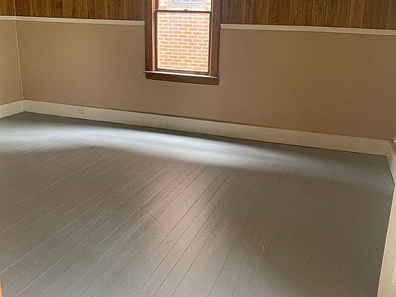 4th image of 1020 Swann St #1
