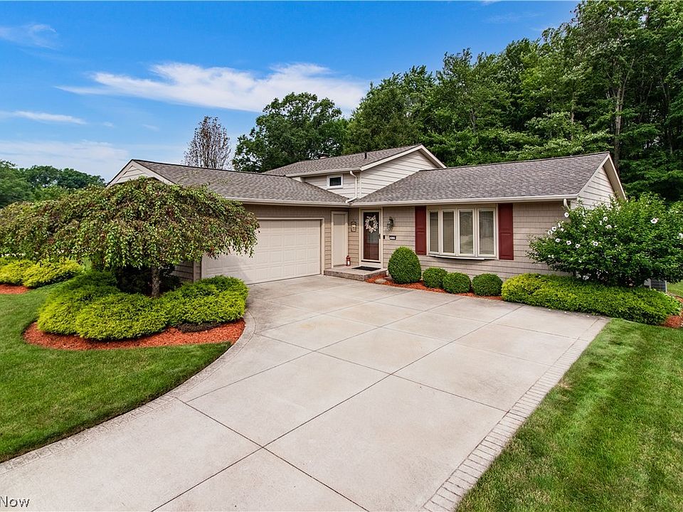 1st image of 20190 Arlington Dr