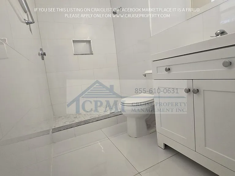 555 S Luna Ct Hollywood, FL 33021 — Photo 22