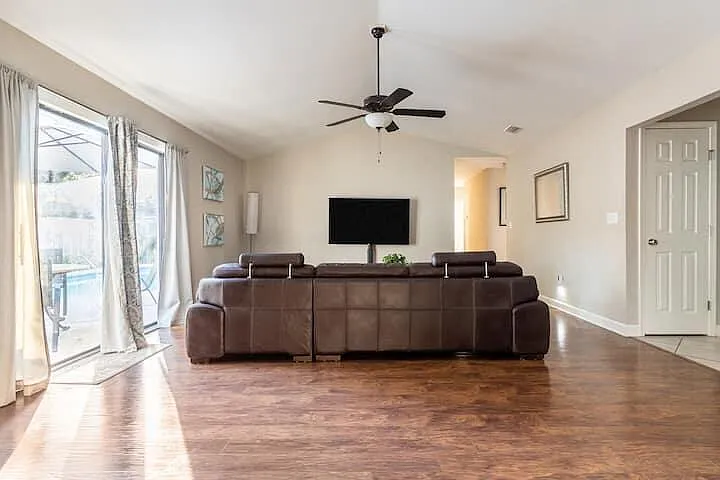 289 Honeysuckle Way — Photo 9