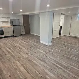 62 Machar Ave — Photo 5