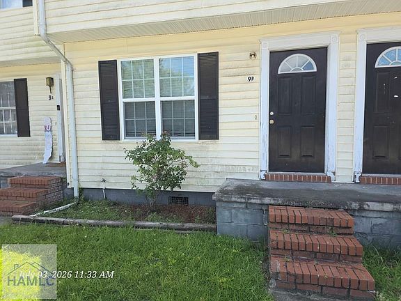 2nd image of 1100 Pineland Ave APT 9B