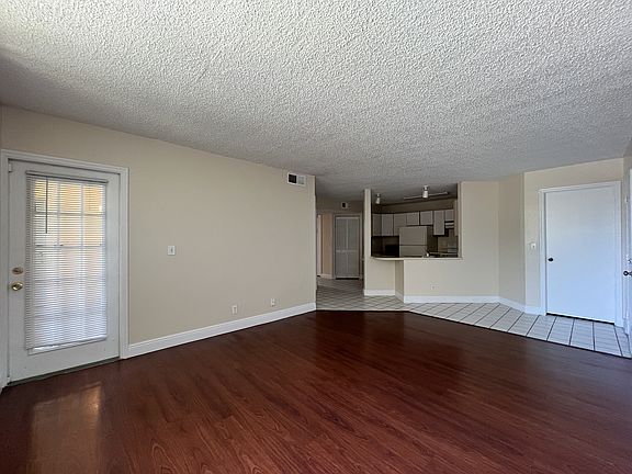 3rd image of 4015 W McNab Rd #1-D212