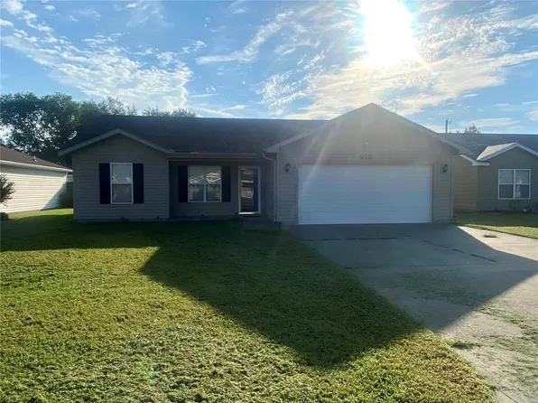 212 Kinder Ave, Sikeston, MO 63801