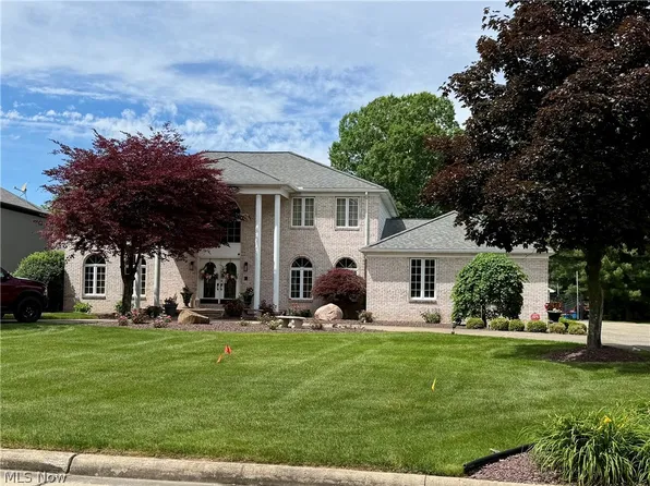 3782 Sperone Ct, Canfield, OH 44406