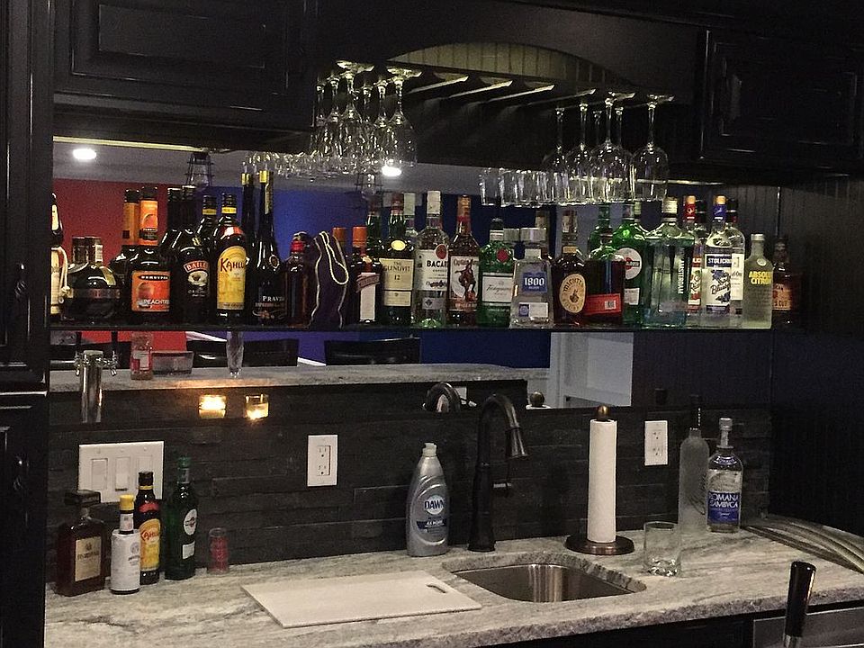 Back bar sink and disposal