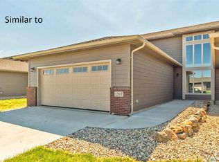 8206 W Washington Pl, Sioux Falls, SD 57106