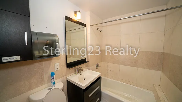 Rented by Sterling Realty Solution Inc | media 3