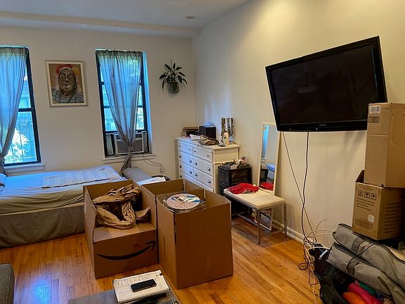 2nd image of 430 E 83rd St APT 3D