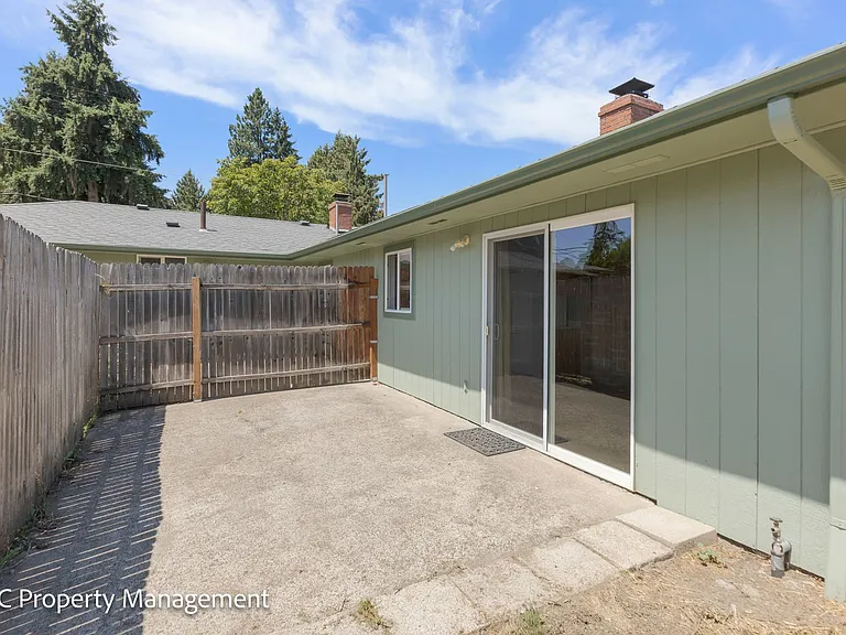 4780 Cody Ave — Photo 32