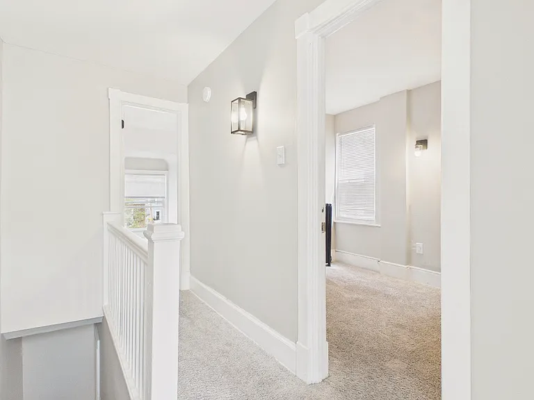 2614 Lexington St — Photo 6
