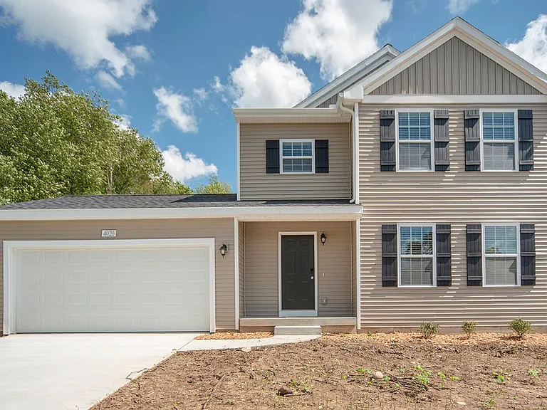 4340 Briarhill Dr — Photo 1