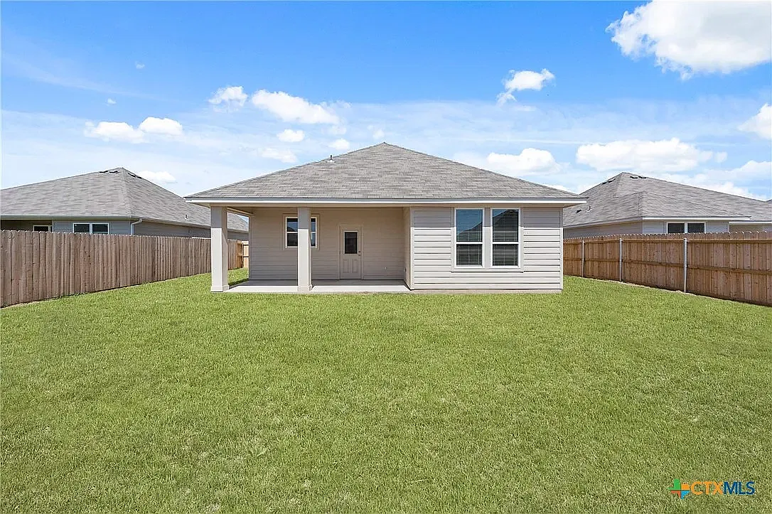 3 bed, 1580 sqft, $2,150 — Photo 2