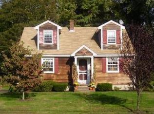 54 Gordon St, Brockton, MA 02301
