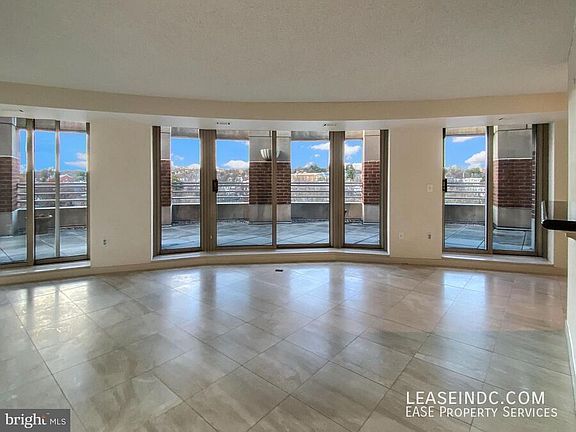 4th image of 1275 25th St NW APT 600
