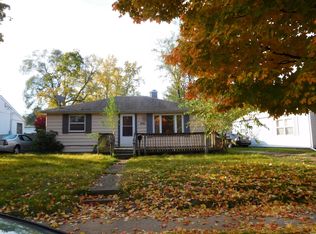 1414 Joyce Dr, South Bend, IN 46616