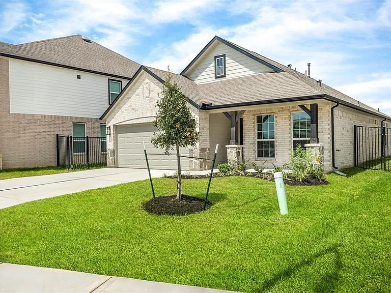 5630 Silverleaf Oak Ln — Photo 2