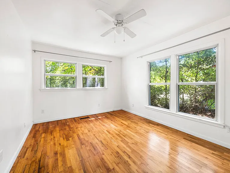 2445 W Mount Comfort Rd — Photo 3