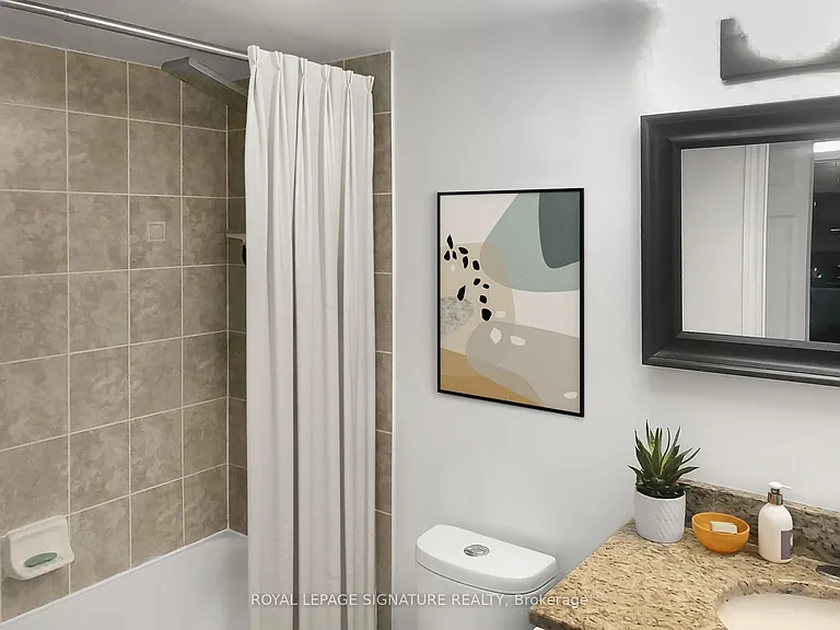 225 Wellesley St E #1004 — Photo 7