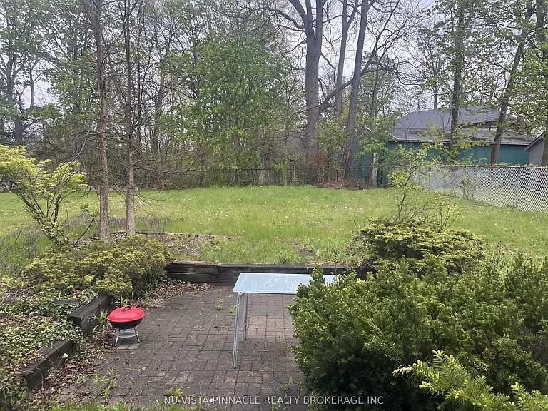 101 Castlegrove Blvd — Photo 15