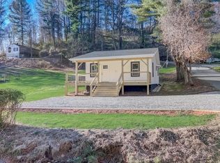 212 Rainbow St, Waynesville, NC 28786