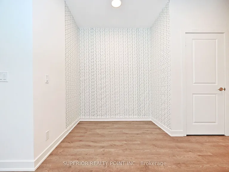 30 Upper Mall Way #A214 — Photo 30