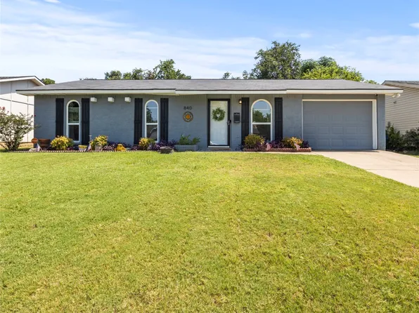 840 Springwood Dr, Lewisville, TX 75067
