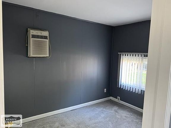 3rd image of 26860 Nagel St
