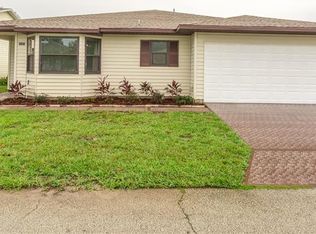 4883 Leisurewood Ln, Lakeland, FL 33811