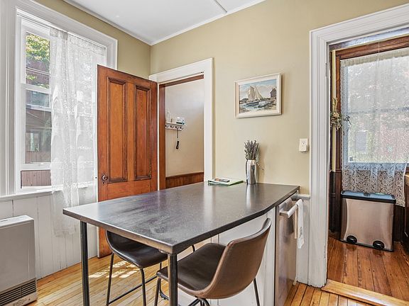 5th image of 141 Spring St #2