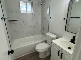 621 40th Ave N, Nashville, TN 37209