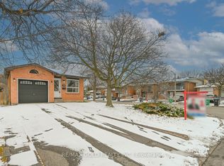 228 Martindale Cres, Brampton, ON L6X2V2