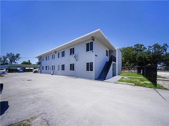 4th image of 1000 NW 95th Ter APT 105