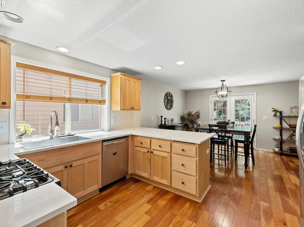 3047 S Cedar Ridge Dr