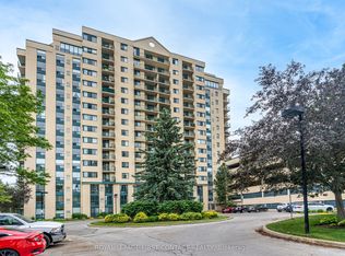 75 Ellen St #1504, Barrie, ON L4N 7R6