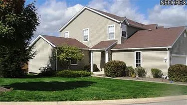 1372 Meadow Run photo 1