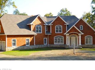 96 Owl Ridge Rd, Woodbury, CT 06798