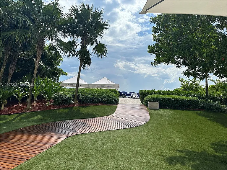 17121 Collins Ave #4006 — Photo 35