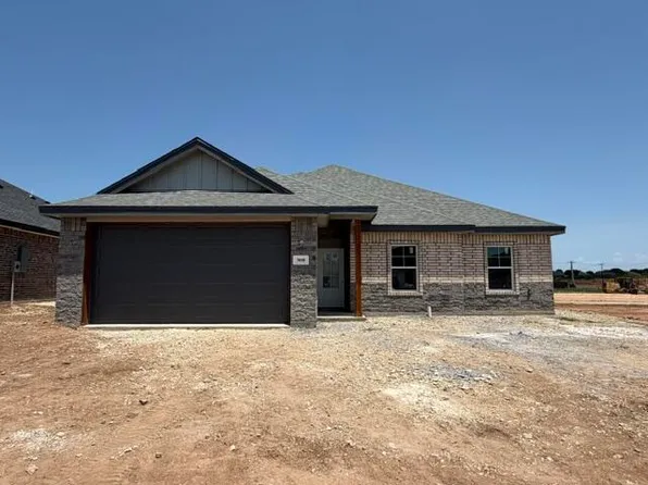 3008 Cedarhill Dr, San Angelo, TX 76904