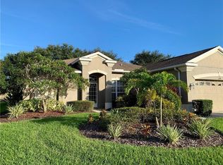 279 Londonderry Dr, Sarasota, FL 34240