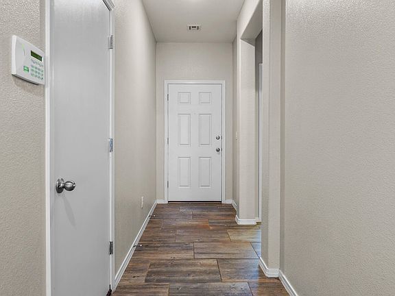4th image of 360 Canyon Vista Dr